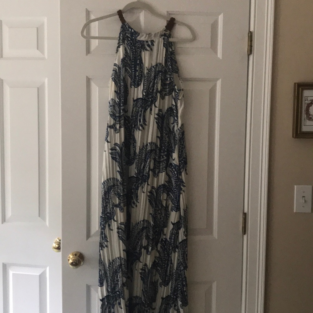 Maxi dress with pockets